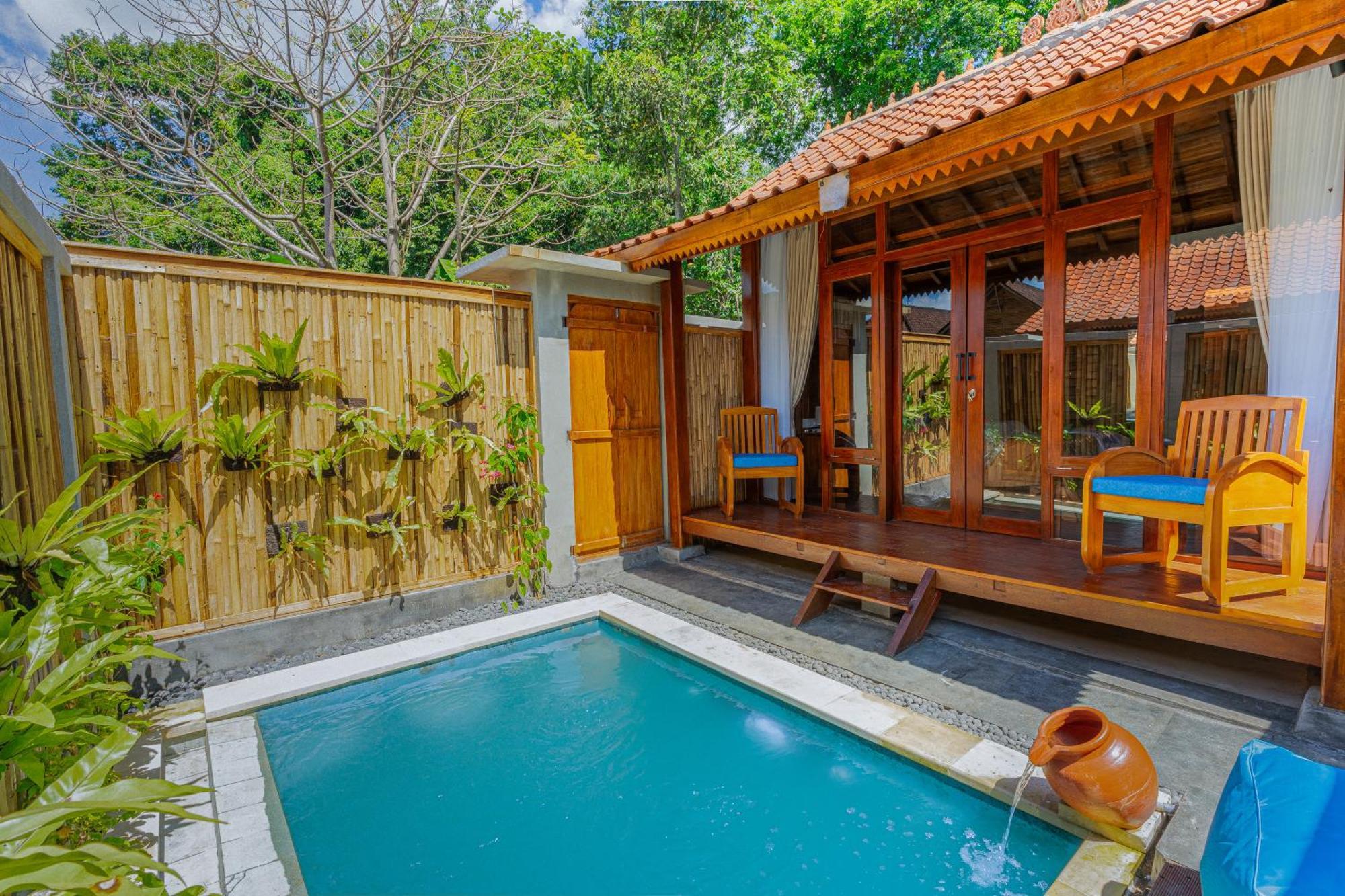 Отель Ngesil Private Joglo & Pool Убуд Экстерьер фото